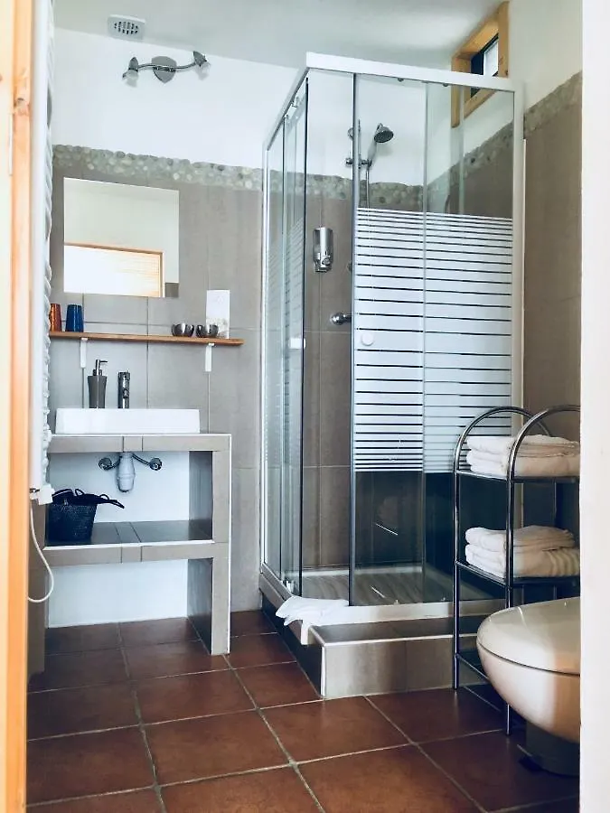 Les Chambres Du Presbytere Du Val Valdeblore Guest house